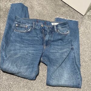 Zara Blue Straight Jeans Classic Style
